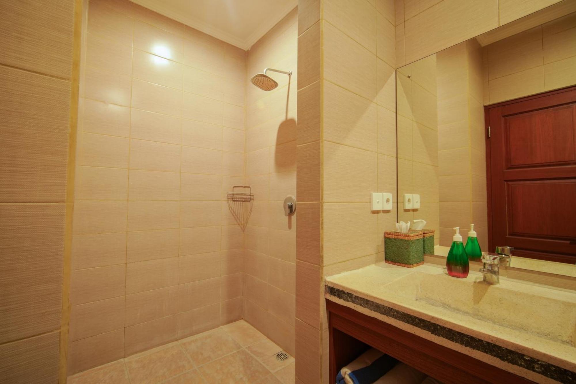 Canggu Bagus Guest House Экстерьер фото